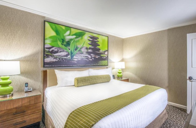 The Creekside Inn 
