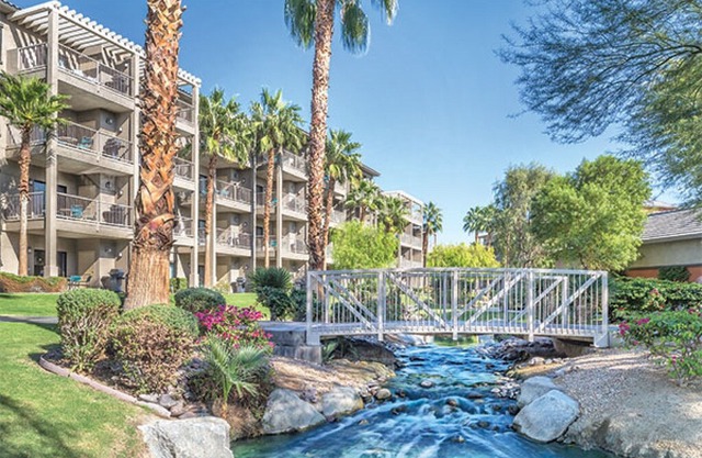 Wyndham Indio 1 Bedroom Condo, Full Kitchen