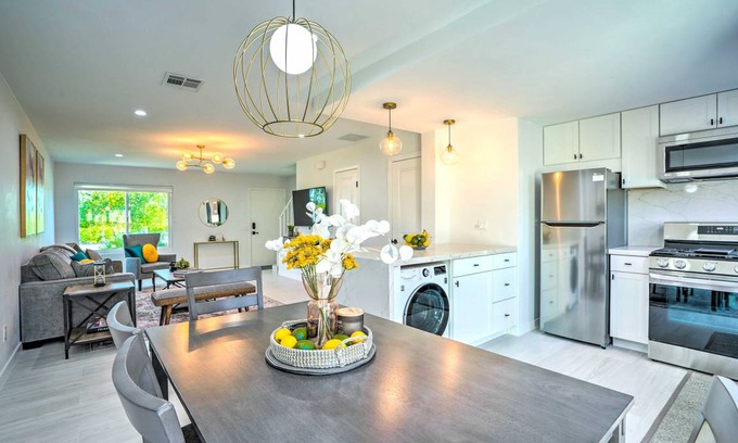 Palm Desert Apartment | 101 m² Apartment ∙ 2 bedrooms ∙ 8 guests
