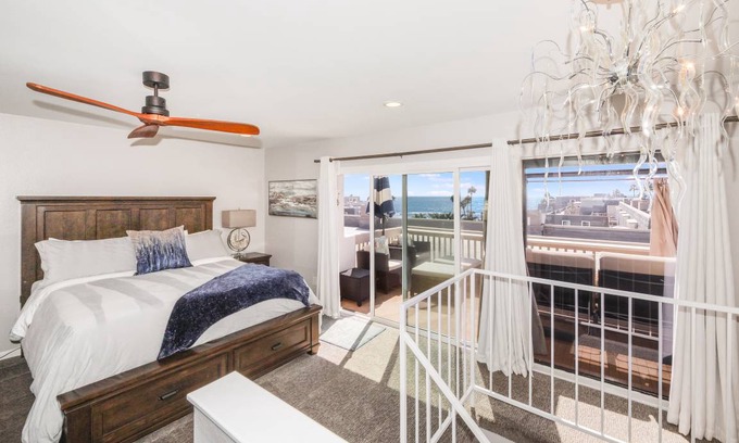 Townsite Condo | 102 m² Condo ∙ 2 bedrooms ∙ 6 guests