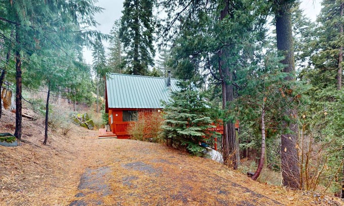 Dogwood Mountain House | 102 m² House ∙ 2 bedrooms ∙ 7 guests