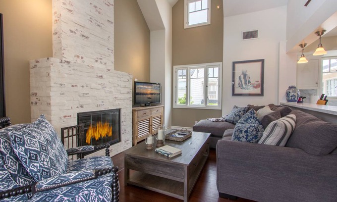 Corona del Mar House | 109 m² Maisonette ∙ 2 bedrooms ∙ 4 guests