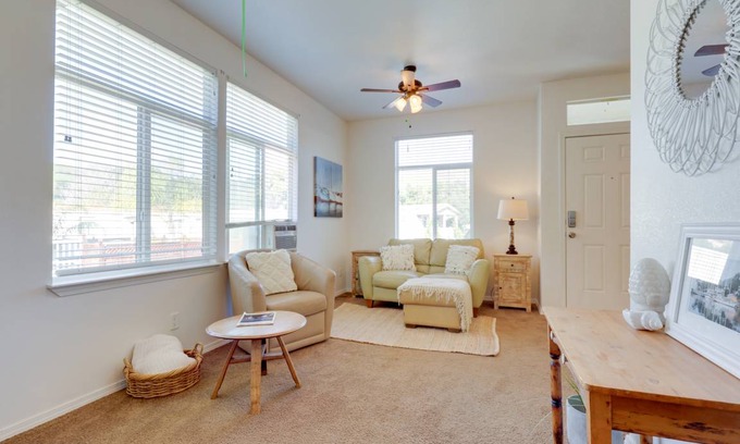 Oak View House | 111 m² House ∙ 2 bedrooms ∙ 2 guests