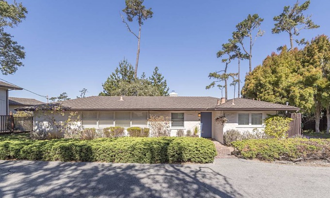 Del Monte Forest House | 112 m² House ∙ 2 bedrooms ∙ 4 guests