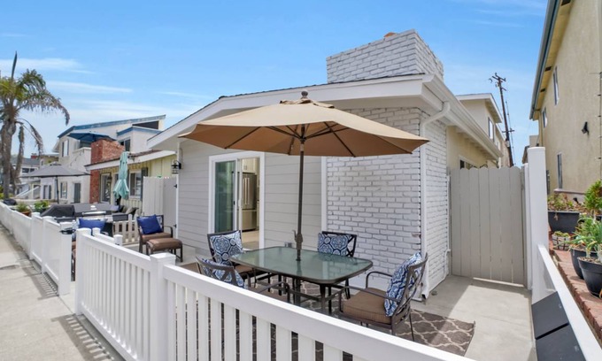 West Newport House | 112 m² Maisonette ∙ 3 bedrooms ∙ 6 guests
