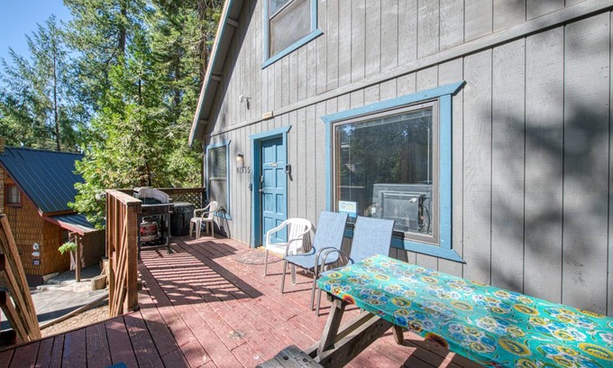 West Village Cabin | 116 m² Cabin ∙ 4 bedrooms ∙ 8 guests
