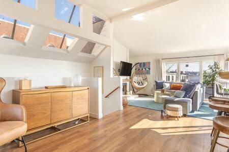 Gas Lamp Section House | 121 m² House ∙ 3 bedrooms ∙ 7 guests
