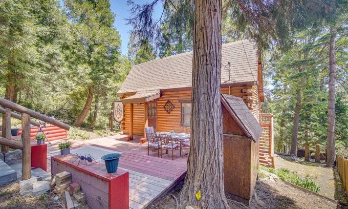 Cedarpines Park House | 125 m² House ∙ 3 bedrooms ∙ 8 guests