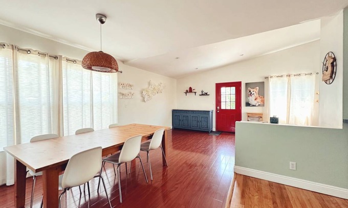 The Plaza House | 130 m² House ∙ 1 bedroom ∙ 1 guest