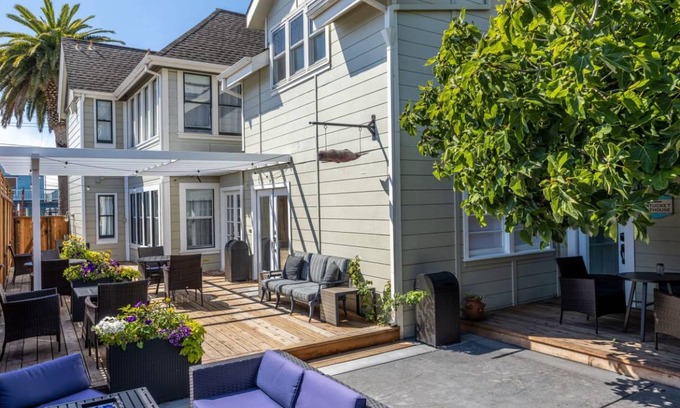 Half Moon Bay House | 130 m² House ∙ 2 bedrooms ∙ 8 guests