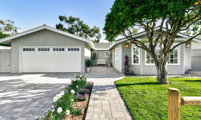 Santa Barbara House | 135 m² House ∙ 3 bedrooms ∙ 3 guests
