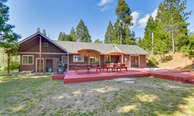 North Fork House | 139 m² House ∙ 3 bedrooms ∙ 10 guests