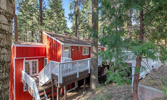 Arrowhead Villas Cabin | 144 m² Cabin ∙ 4 bedrooms ∙ 8 guests