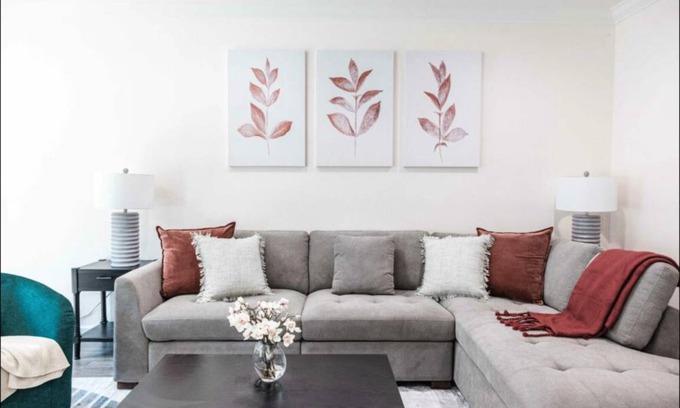 West Carson House | 153 m² House ∙ 3 bedrooms ∙ 6 guests