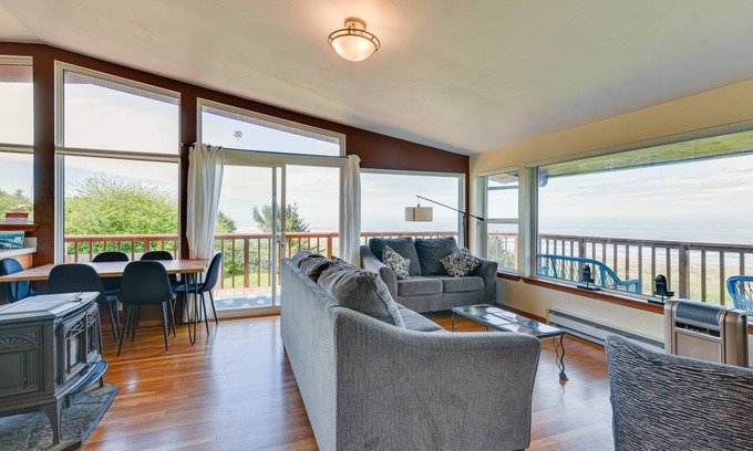McKinleyville House | 159 m² House ∙ 3 bedrooms ∙ 6 guests