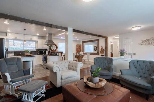 Marina House | 1600 m² House ∙ 3 bedrooms ∙ 8 guests