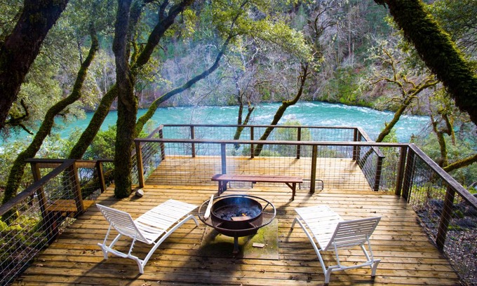 Burnt Ranch House | 162 m² House ∙ 4 bedrooms ∙ 12 guests