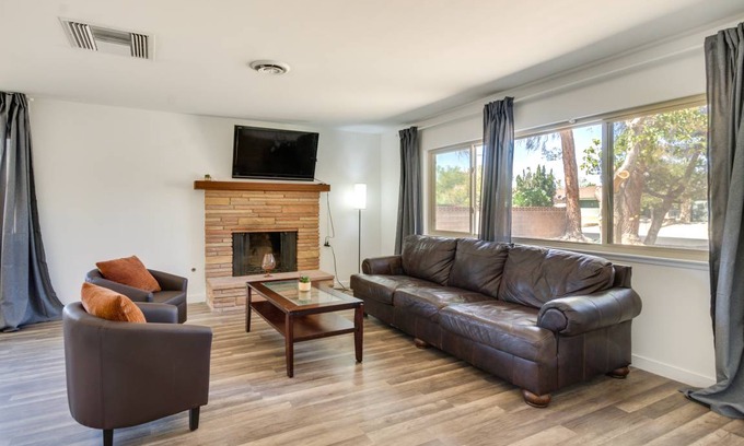 Ridgecrest House | 166 m² House ∙ 4 bedrooms ∙ 8 guests