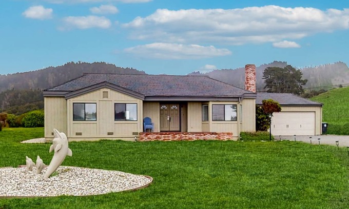 Fort Bragg House | 167 m² House ∙ 3 bedrooms ∙ 8 guests