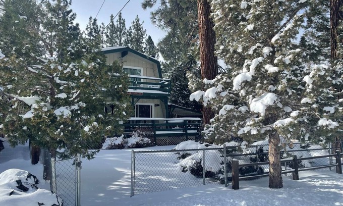 Big Bear House | 167 m² House ∙ 3 bedrooms ∙ 10 guests