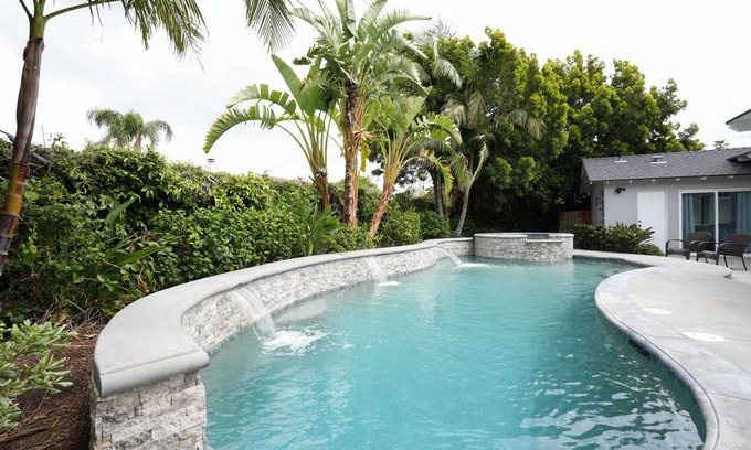 Orange House | 172 m² House ∙ 4 bedrooms ∙ 10 guests
