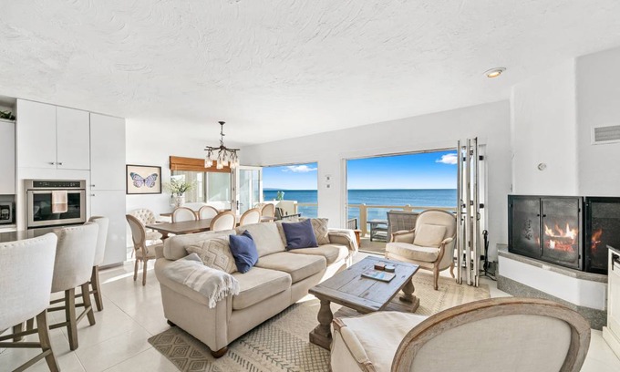 Eastern Malibu House | 172 m² House ∙ 3 bedrooms ∙ 6 guests