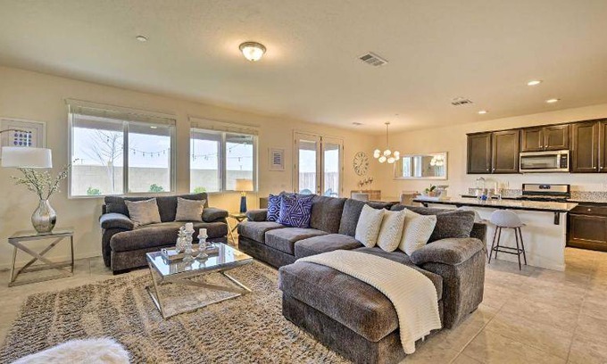 Visalia House | 176 m² House ∙ 3 bedrooms ∙ 6 guests