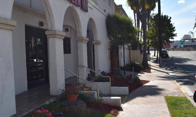 Old Town Hotel | 18 m² Motel ∙ 127 guests