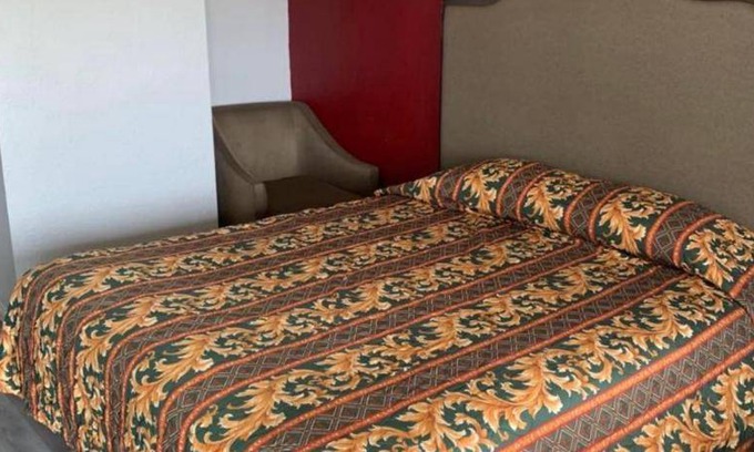 Lynwood Hotel | 18 m² Motel ∙ 3 guests