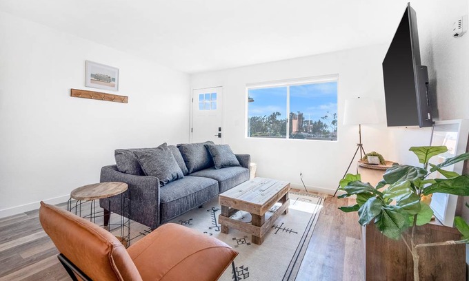 San Clemente House | 181 m² House ∙ 2 bedrooms ∙ 4 guests