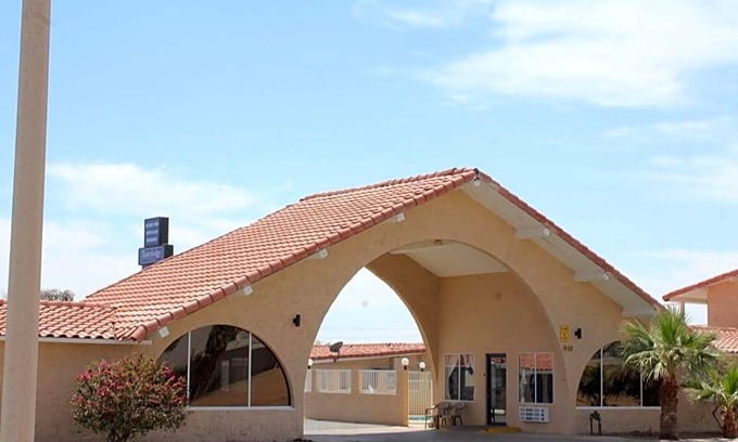 Blythe Hotel | 2-Star Hotel ∙ Travelodge by Wyndham Blythe