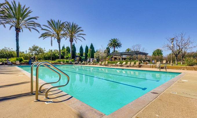 Camarillo House | 202 m² House ∙ 4 bedrooms ∙ 10 guests
