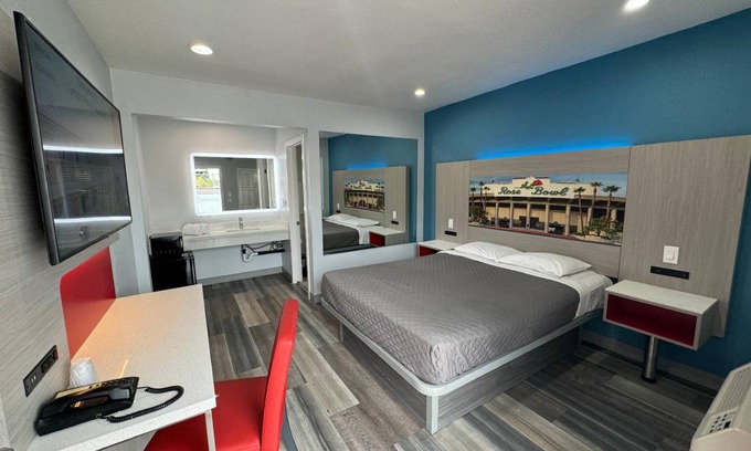 North Central Hotel | 204 m² Motel ∙ 127 guests