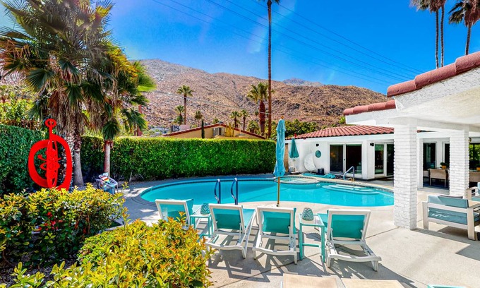 The Mesa House | 206 m² House ∙ 3 bedrooms ∙ 6 guests