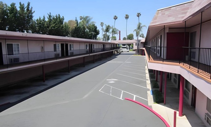 Northwest Anaheim Hotel | 22 m² Motel ∙ 3 guests