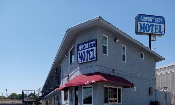 Ontario Hotel | 22 m² Motel ∙ 4 guests
