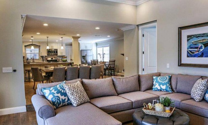 Hermosa Village House | 228 m² House ∙ 6 bedrooms ∙ 15 guests