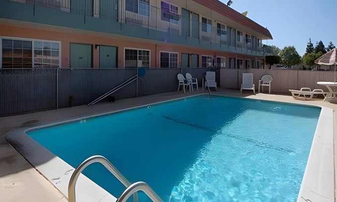 Gilroy Hotel | 25 m² Hotel ∙ 127 guests