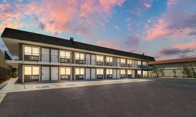 Ridgecrest Hotel | 26 m² Hotel ∙ 4 guests