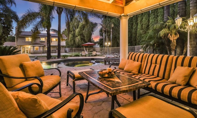 Simi Valley House | 260 m² House ∙ 3 bedrooms ∙ 4 guests