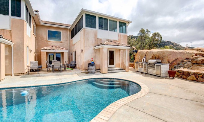 Ramona House | 269 m² House ∙ 4 bedrooms ∙ 12 guests