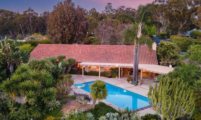 San Diego House | 274 m² House ∙ 1 bedroom ∙ 13 guests