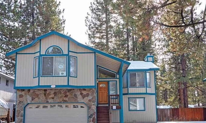 Highland Woods House | 2773 Springwood Drive