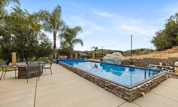 Temecula House | 278 m² House ∙ 4 bedrooms ∙ 8 guests