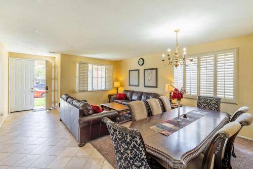 Fontana House | 278 m² House ∙ 4 bedrooms ∙ 8 guests