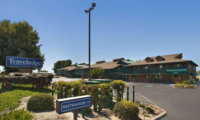 Lemoore Hotel | 28 m² Hotel ∙ 127 guests