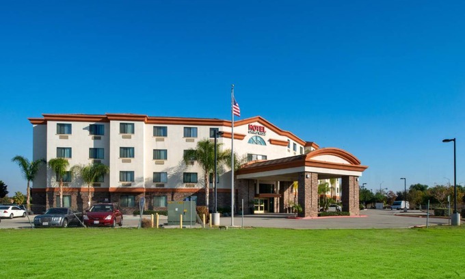 Chino Hills Hotel | 29 m² Hotel ∙ 6 guests