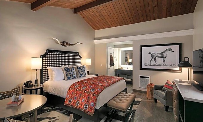 San Simeon Hotel | 3-Star Hotel ∙ Oceanpoint Ranch