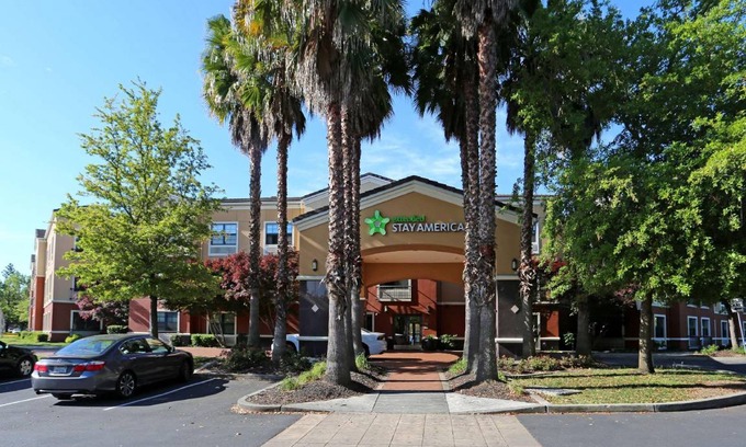San Ramon Hotel | 300 m² Hotel ∙ 10 guests