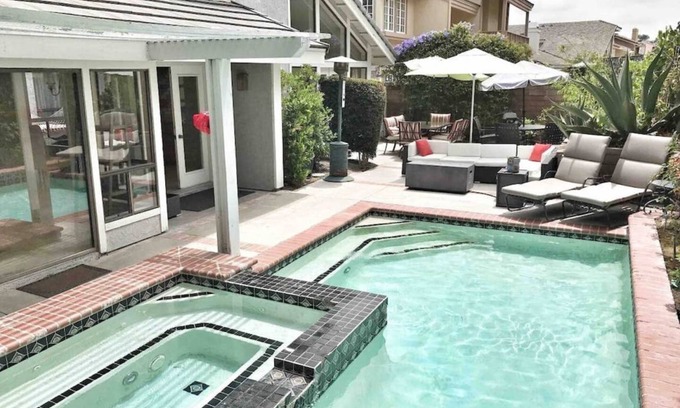 Mission Viejo House | 318 m² House ∙ 4 bedrooms ∙ 1 guest